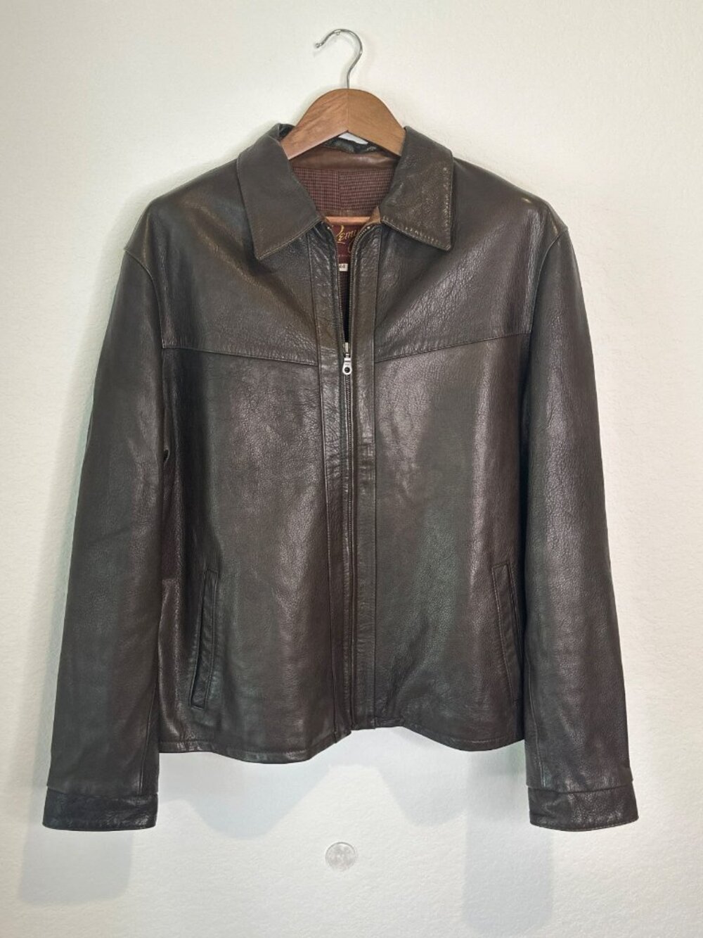 Remy Lambskin Men's Jacket Made in USA Size 44 Retailed new $1,500+
